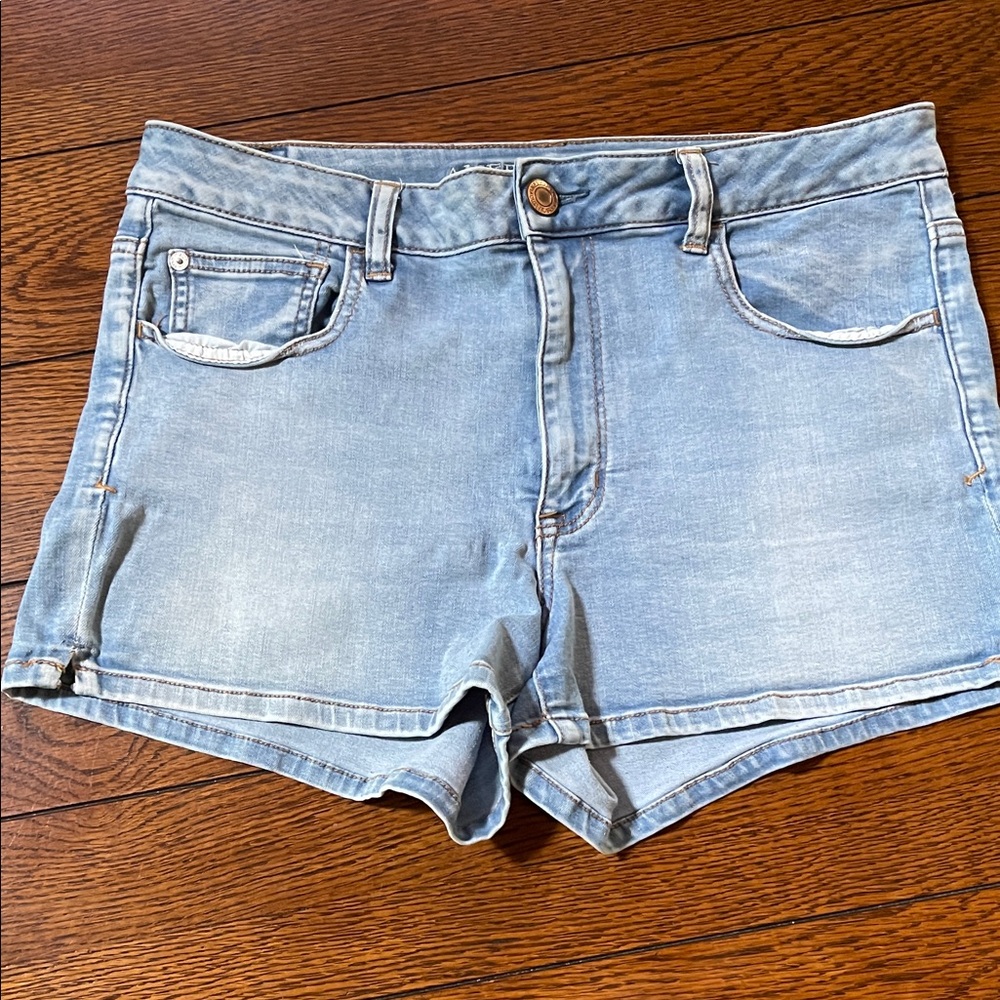 American Eagle Outfitters Light Blue Denim Jean Shorts